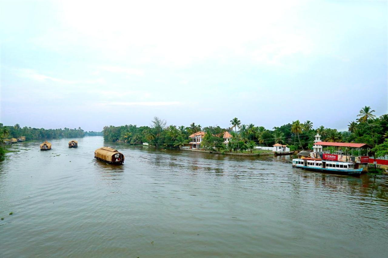 Water'S Edge Villas Alappuzha Eksteriør billede